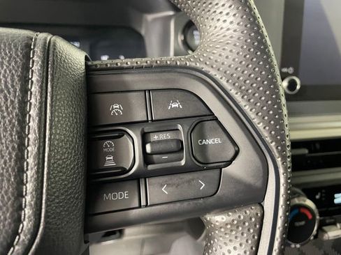 Used 2024 Toyota Tacoma SR5 image 10