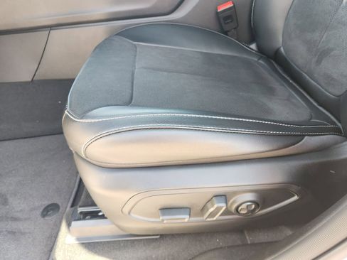 New 2026 Jeep Grand Cherokee Altitude image 19