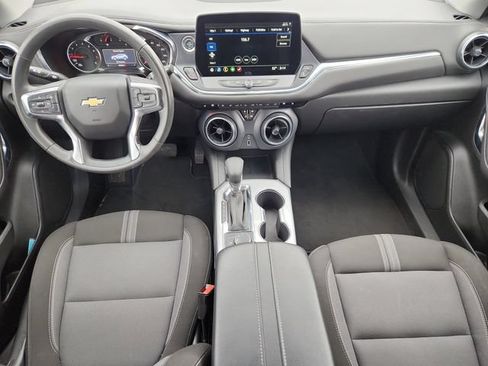 Used 2025 Chevrolet Blazer LT FWD image 15