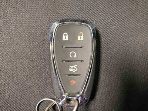 Used 2025 Chevrolet Malibu RS image 32