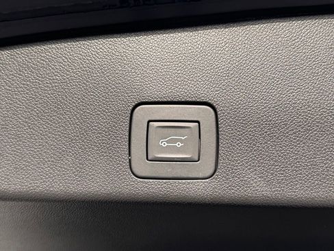 Certified 2023 Buick Encore GX Select w/ Sport Touring Package image 39