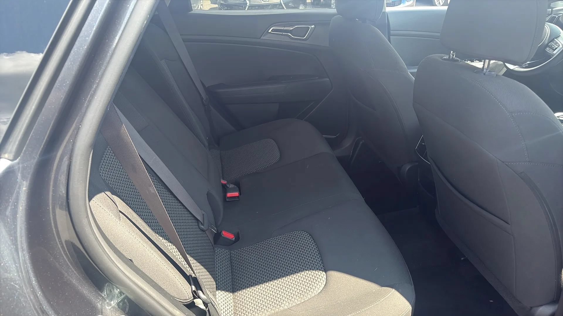 Used 2023 Kia Sportage LX AWD/4WD image 10