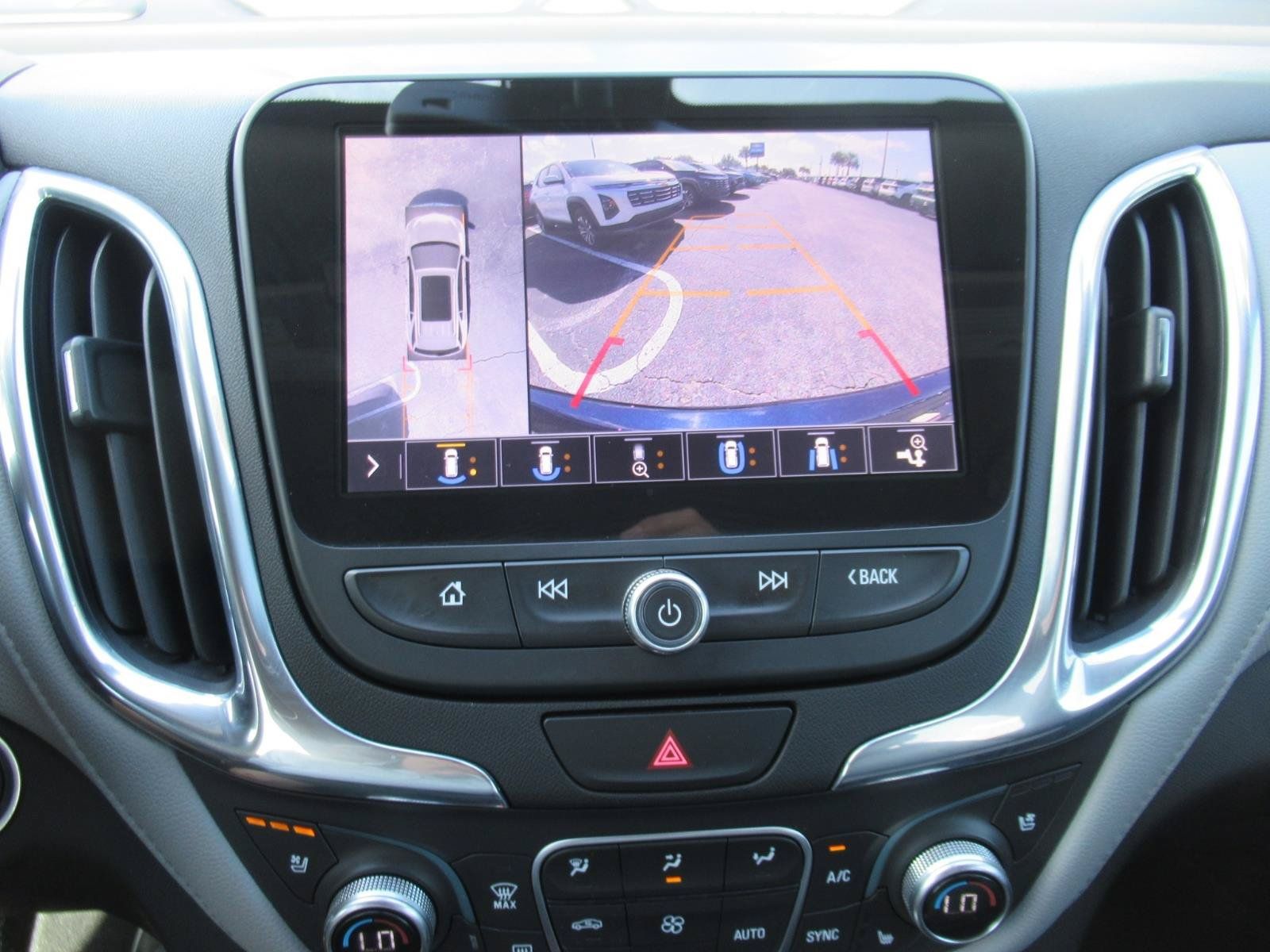 Used 2020 Chevrolet Equinox Premier FWD image 30