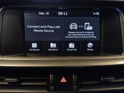 Used 2019 Kia Optima S image 25