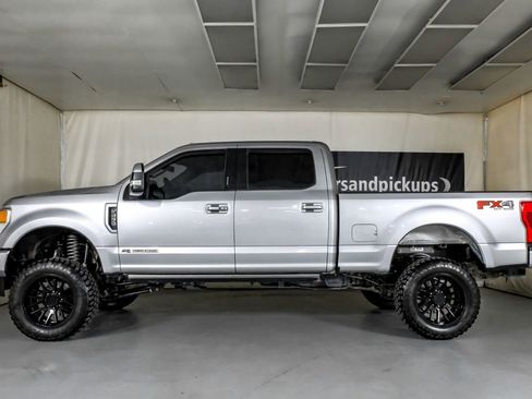 Used 2020 Ford F250 Lariat w/ Lariat Ultimate Package image 12