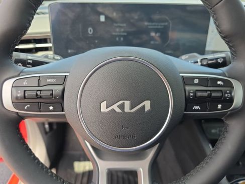 Used 2025 Kia K5 EX FWD image 40