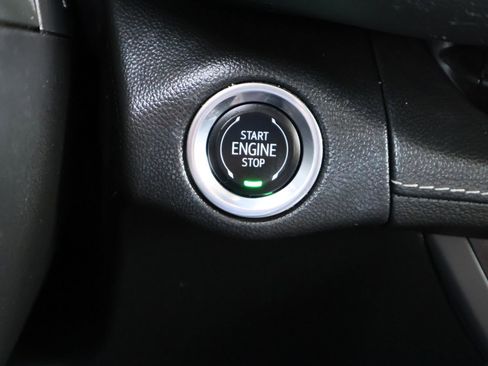 Used 2023 Buick Envision Essence w/ Sport Touring Package image 34