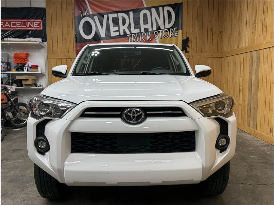 Used 2023 Toyota 4Runner SR5 AWD/4WD image 3