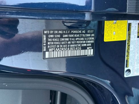 Used 2018 Porsche Macan Sport Edition image 22