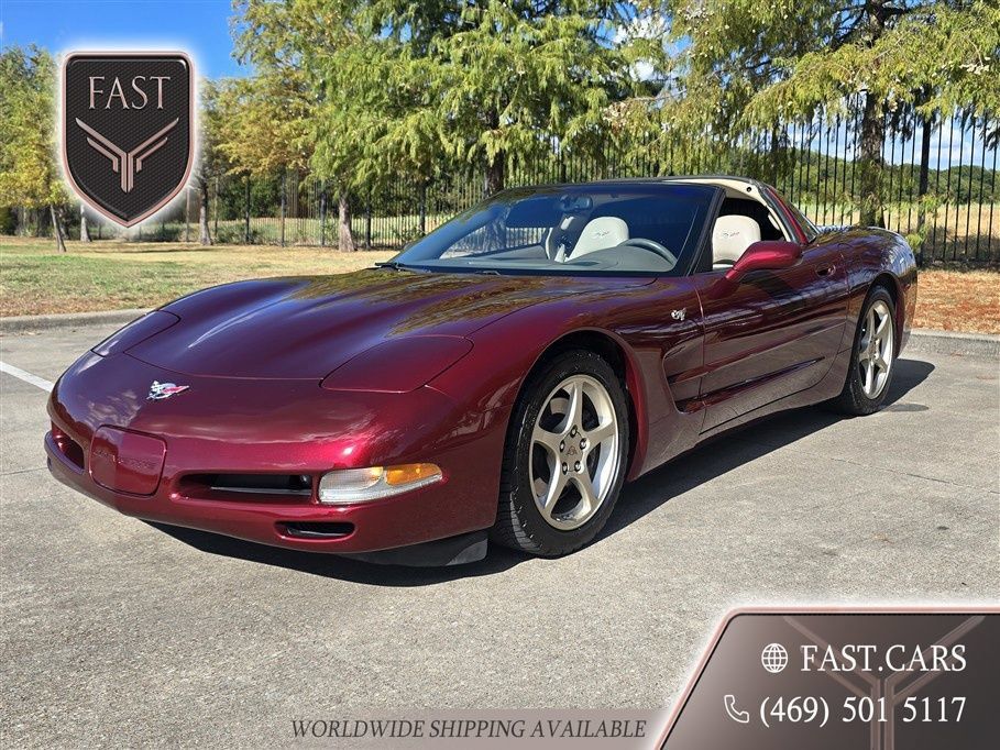 Used 2003 Chevrolet Corvette Coupe w/ Preferred Equipment Group RWD image 1