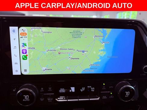 Used 2025 Toyota Highlander XLE AWD/4WD image 9