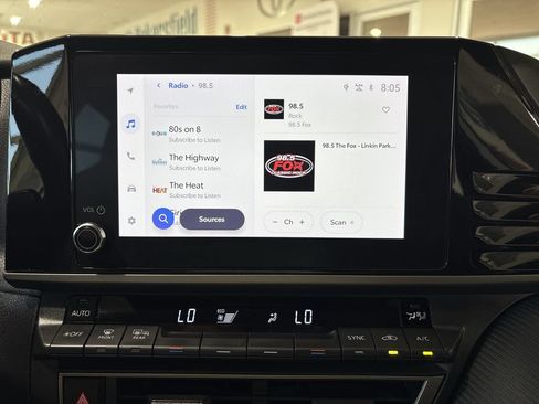 Certified 2025 Toyota Camry SE FWD image 17