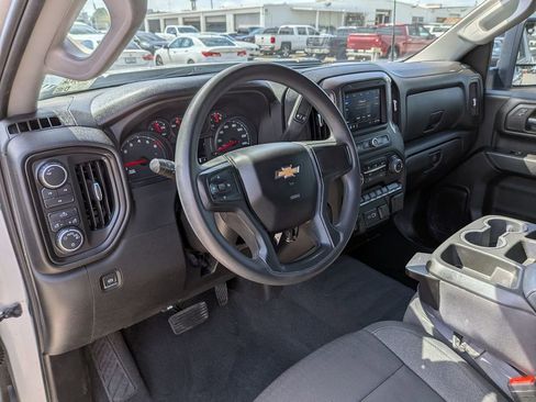 Used 2023 Chevrolet Silverado 2500 Custom w/ Custom Convenience Package image 13