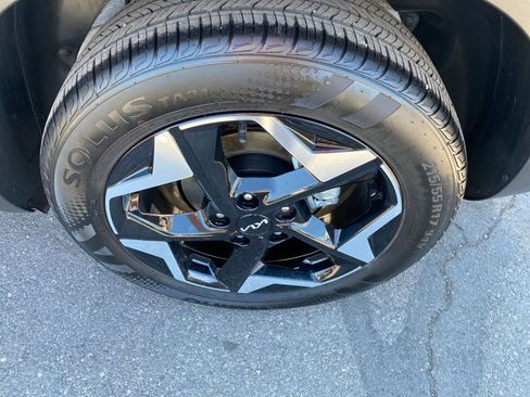 Used 2025 Kia Seltos S image 30