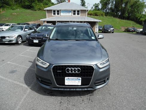 Used 2015 Audi Q3 2.0T Prestige w/ Prestige Package AWD/4WD image 9