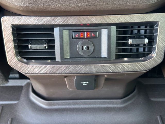 Used 2025 Ford F250 King Ranch w/ Chrome Package AWD/4WD image 14