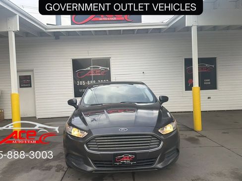 Used 2016 Ford Fusion S image 5