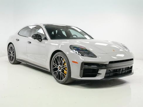 Certified 2025 Porsche Panamera GTS AWD/4WD image 8
