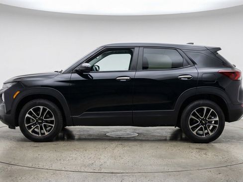 Used 2025 Chevrolet TrailBlazer LT image 5