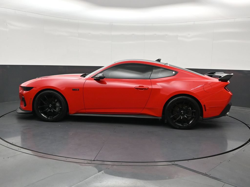 Used 2025 Ford Mustang GT Premium RWD image 2