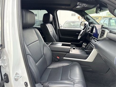 Used 2023 Toyota Tundra Platinum image 31