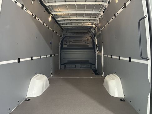 New 2025 Mercedes-Benz Sprinter 2500 image 14