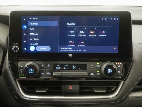 Used 2024 Toyota Grand Highlander Platinum image 28