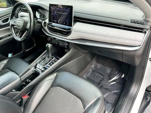 Certified 2022 Jeep Compass Latitude w/ Convenience Group image 27