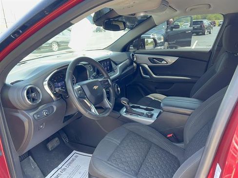 Used 2021 Chevrolet Blazer LT FWD image 13