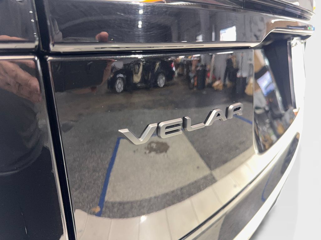Used 2026 Land Rover Range Rover Velar Dynamic SE AWD/4WD image 24
