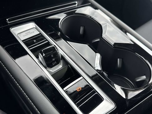 New 2026 Volkswagen Atlas SE FWD image 21