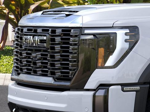 New 2026 GMC Sierra 2500 Denali Ultimate AWD/4WD image 13