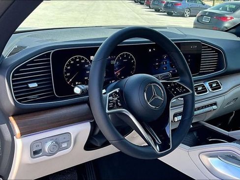 New 2026 Mercedes-Benz GLE 450 4MATIC image 5