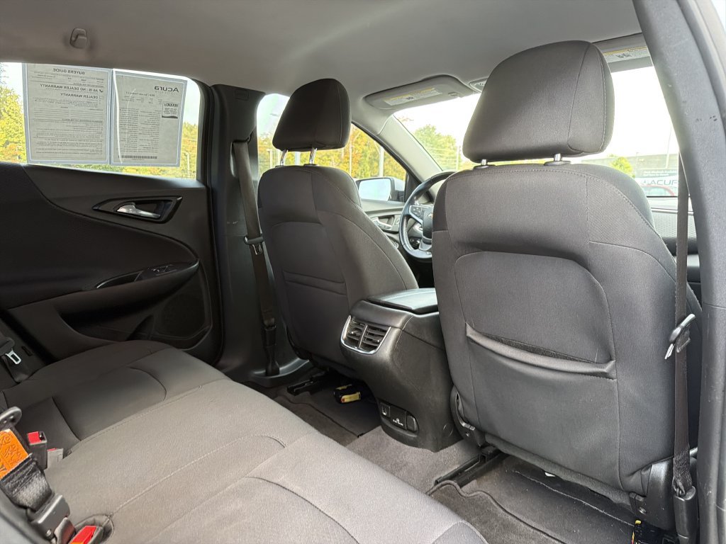 Used 2018 Chevrolet Malibu LT FWD image 16