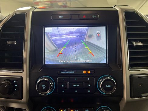 Used 2021 Ford F350 Lariat w/ Lariat Value Package image 29