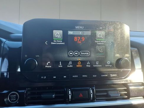 Used 2024 Nissan Pathfinder Platinum w/ Cargo Package image 19