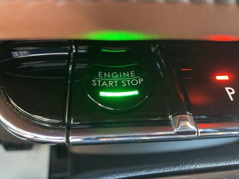 Used 2023 Lincoln Nautilus Reserve w/ Monochromatic Package image 31