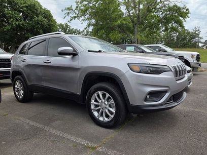 Used 2019 Jeep Cherokee Latitude w/ Popular Appearance Group