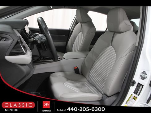 Certified 2024 Toyota Camry SE image 5