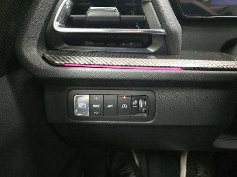 New 2026 Chevrolet Traverse High Country image 17