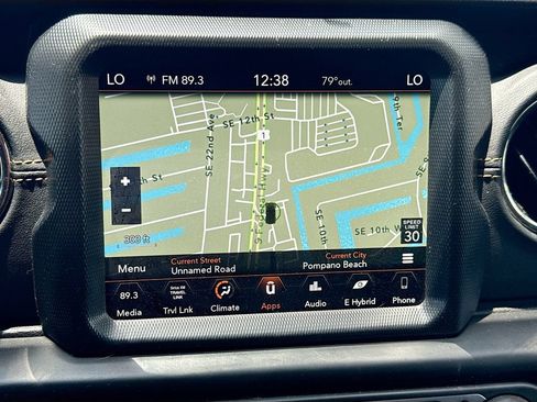 Used 2023 Jeep Wrangler Unlimited Sahara AWD/4WD image 14
