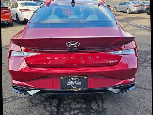 Used 2023 Hyundai Elantra Limited image 35