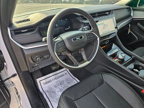 New 2026 Jeep Grand Cherokee L Limited AWD/4WD image 14