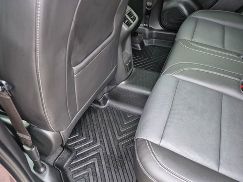 Used 2024 Buick Envision Avenir AWD/4WD image 34