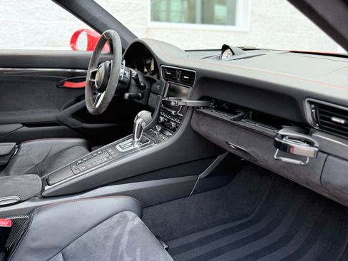 Used 2016 Porsche 911 GT3 RS image 35