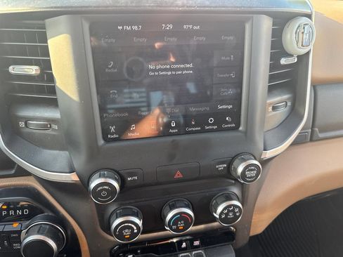Used 2020 RAM 1500 Big Horn AWD/4WD image 11