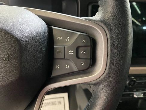 Used 2023 Ford Bronco Wildtrak image 28