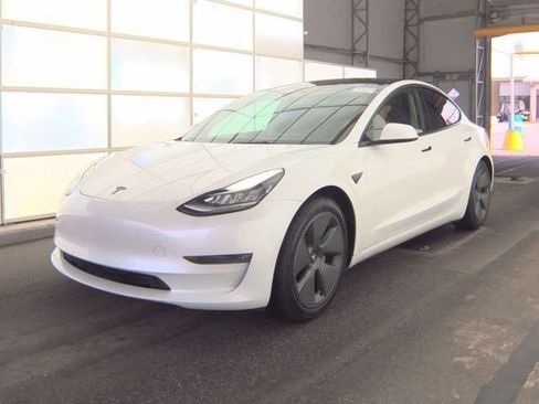 Used 2022 Tesla Model 3 Long Range AWD/4WD image 1