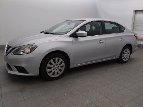 Used 2019 Nissan Sentra S FWD image 2