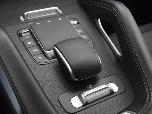 Certified 2024 Mercedes-Benz GLE 53 AMG 4MATIC Coupe image 32